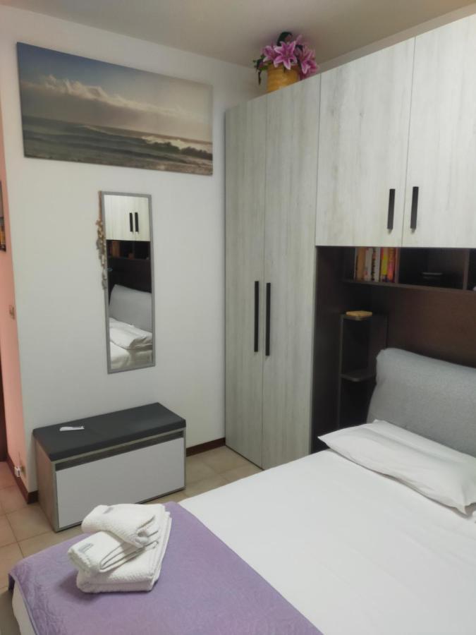 Appartamento Riviera Trilocale Wifi E Parcheggio Privato Вентимиля Екстериор снимка